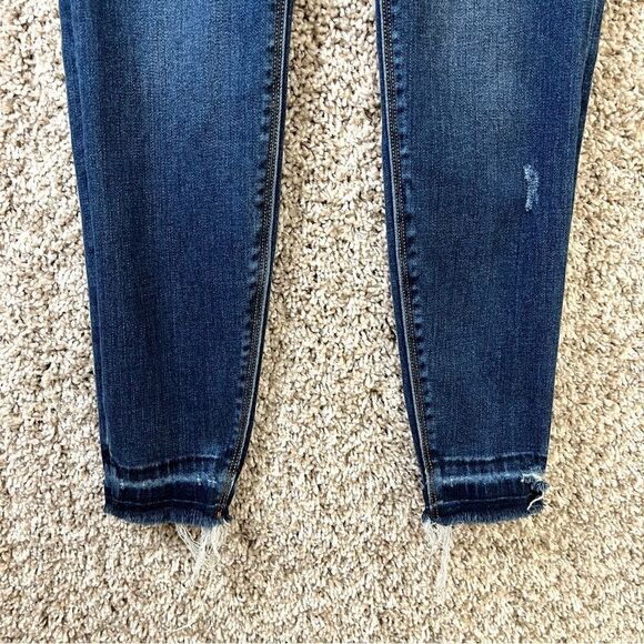 Spanx Jeans Women’s Small Distressed Pull On Skinny Denim Jeggings with Raw Hem - Picture 5 of 9